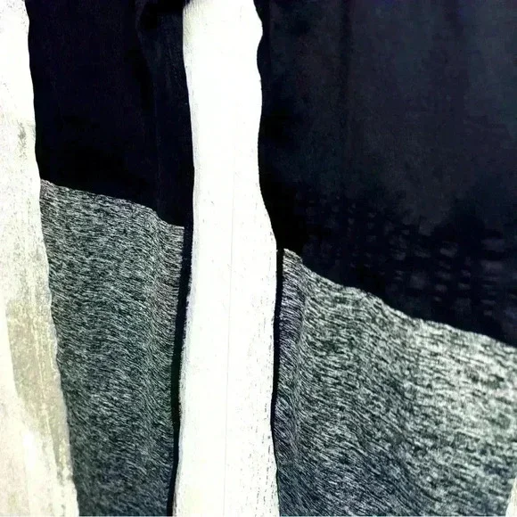 Gymshark Women's Seamless Two Tone Leggings - Picture 3 of 7